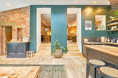 Maison - 165 m² - 6 pièces