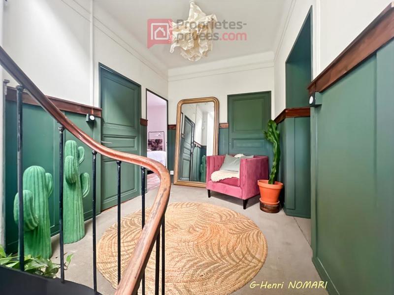 Maison - 170 m² - 6 pièces