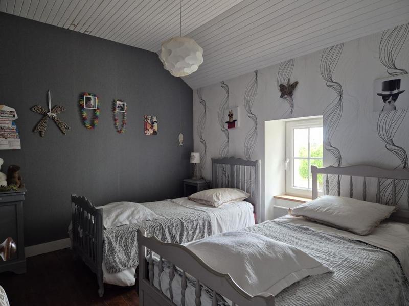 Maison en pierre - 231 m² - 9 pièces