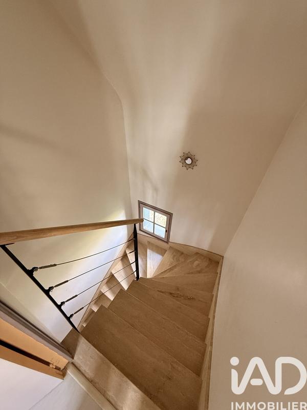 Maison - 159 m² - 7 pièces