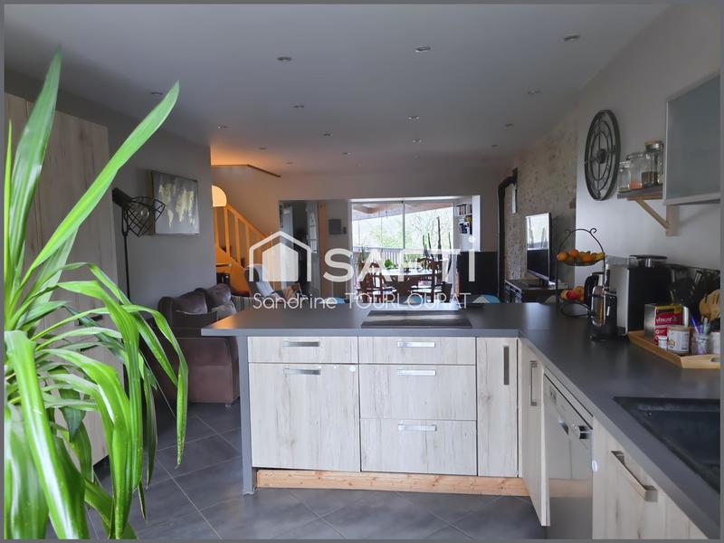 Maison - 113 m² - 5 pièces