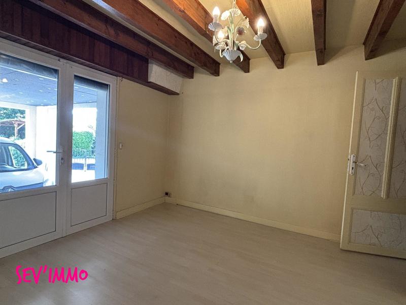 Maison - 168 m² - 7 pièces