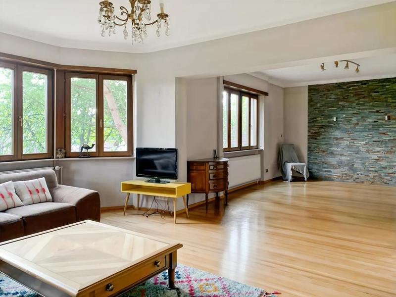 Maison - 186 m² - 6 pièces