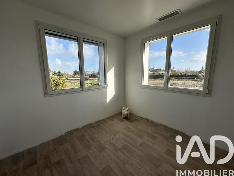 Maison - 93 m² - 8 pièces