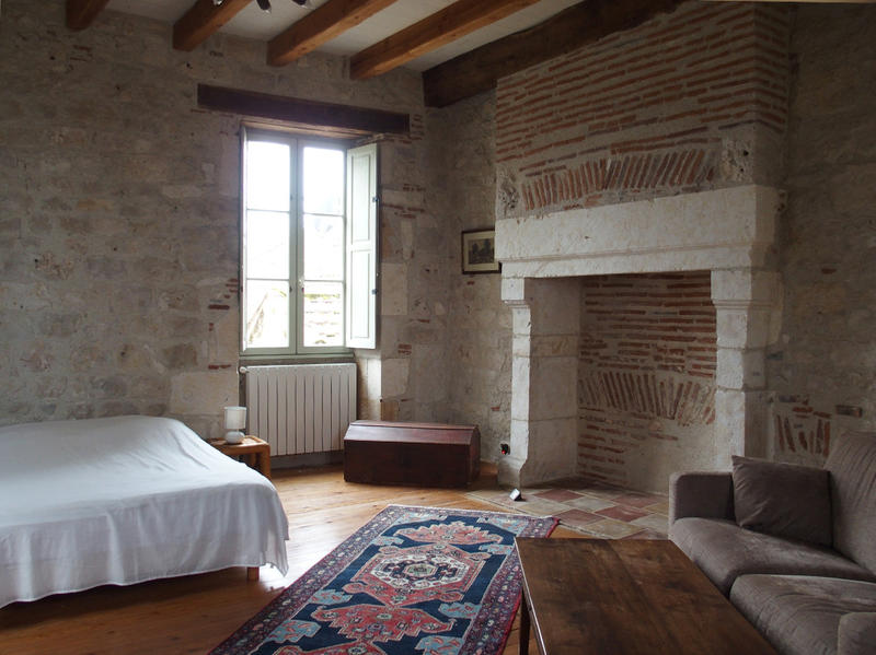 Maison - 435 m² - 10 pièces