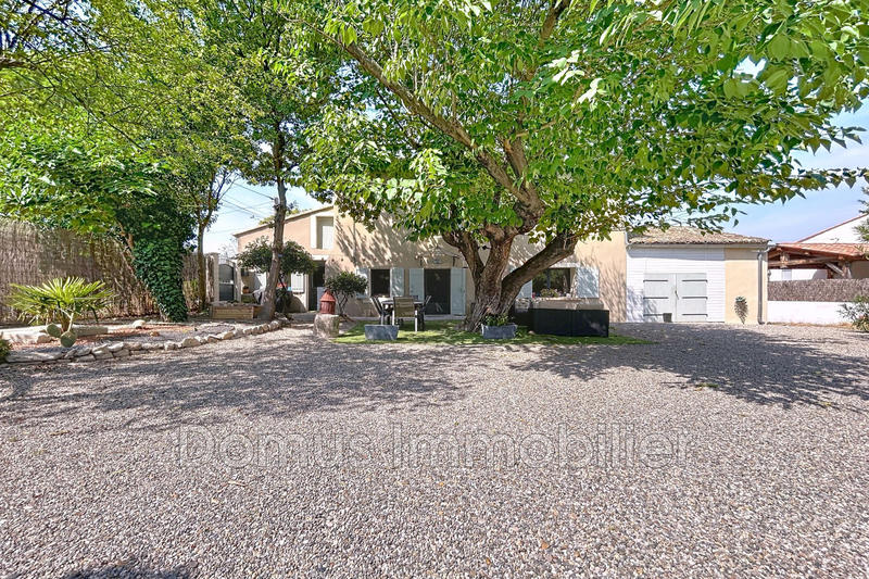 Mas - 150 m² - 7 pièces