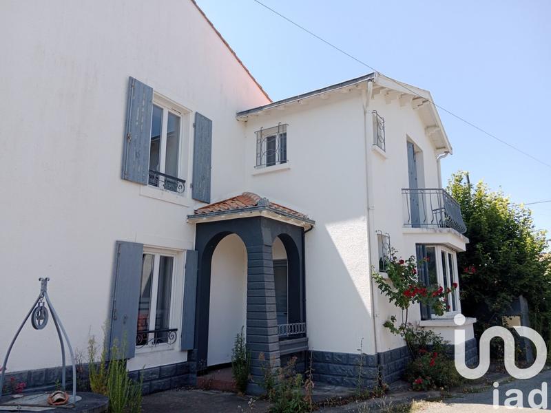 Maison - 143 m² - 6 pièces