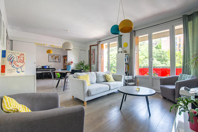 Appartement - 98 m² - 5 pièces