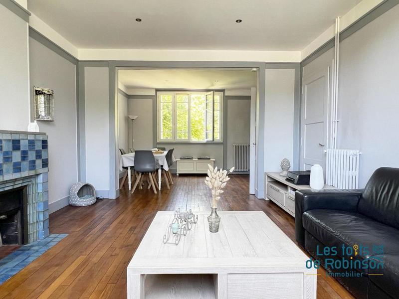 Maison - 111 m² - 6 pièces