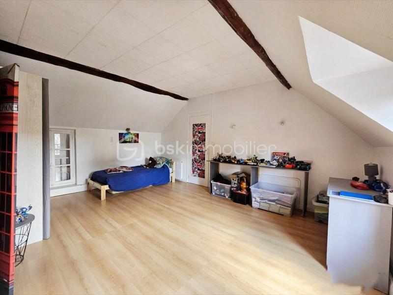 Longère - 252 m² - 8 pièces