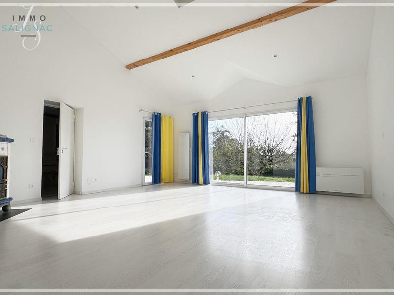 Maison - 280 m² - 8 pièces