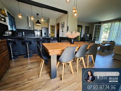 Maison - 120 m² - 4 pièces