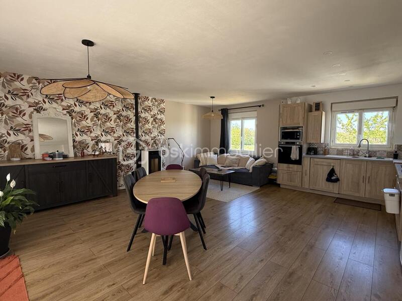 Maison traditionnelle - 70 m² - 5 pièces