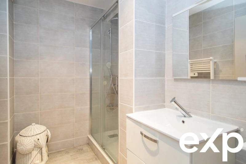 Appartement - 100 m² - 4 pièces