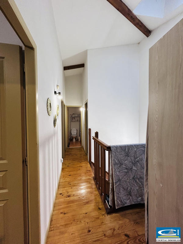 Appartement - 111 m² - 5 pièces