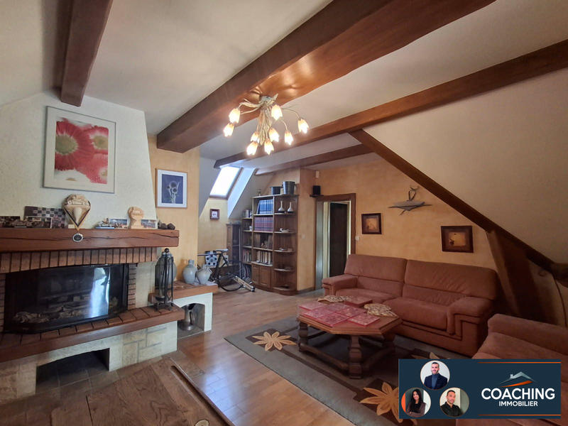 Villa - 168 m² - 8 pièces