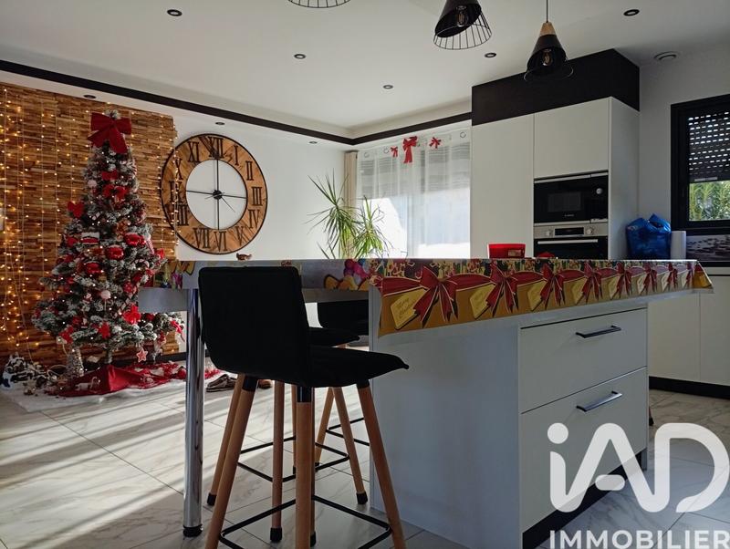 Maison - 121 m² - 4 pièces