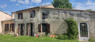 Maison ancienne - 300 m² - 11 pièces