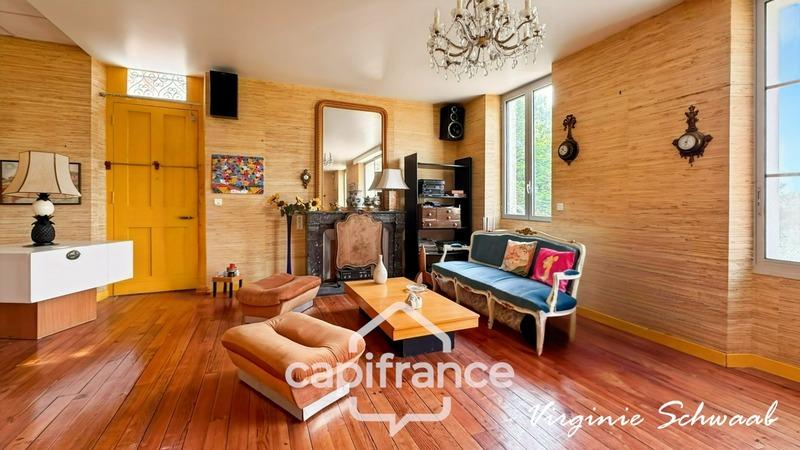 Maison bourgeoise - 282 m² - 9 pièces