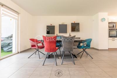 Maison - 101 m² - 5 pièces