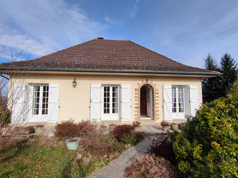 Maison - 80 m² - 4 pièces