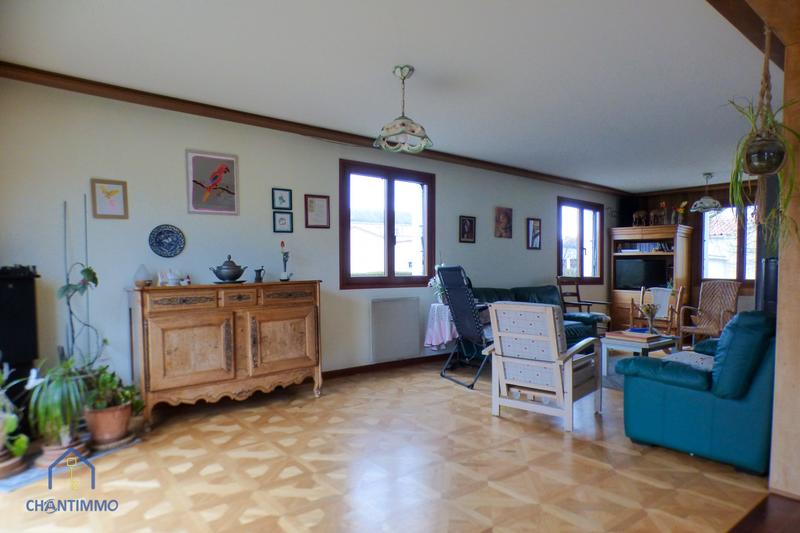 Maison - 176 m² - 9 pièces