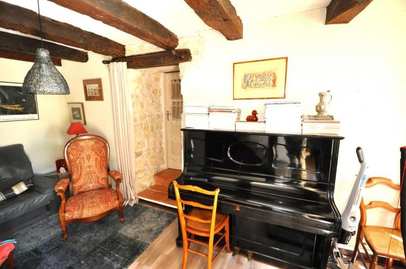 Maison - 227 m² - 8 pièces