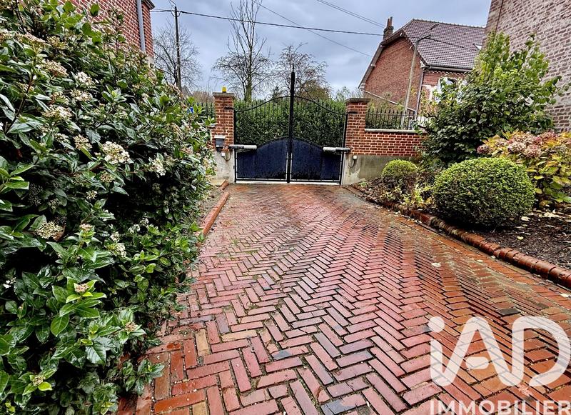 Maison de village - 316 m² - 8 pièces