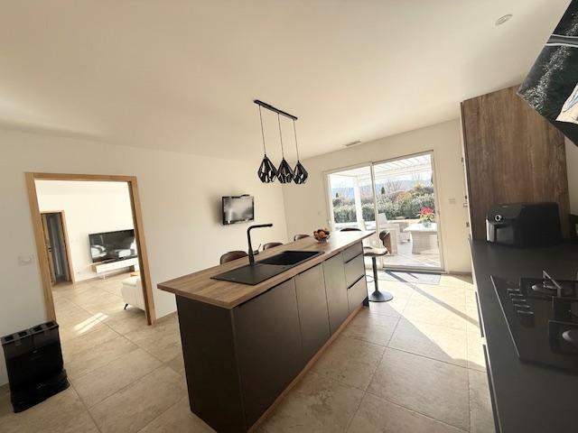 Maison - 100 m² - 4 pièces