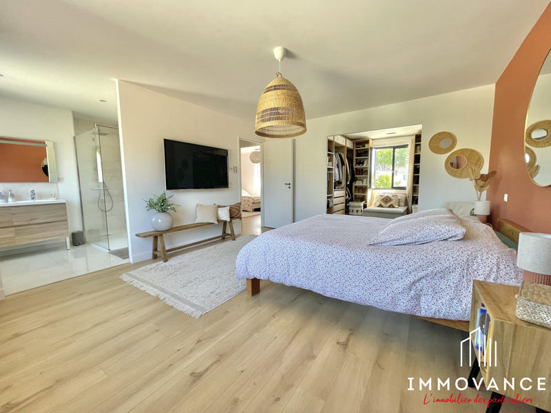 Villa - 190 m² - 6 pièces