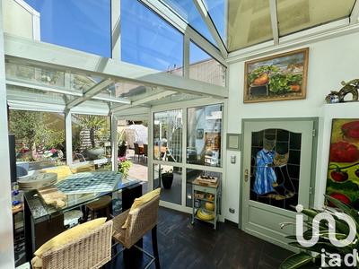 Maison - 257 m² - 12 pièces