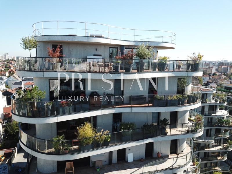 Appartement - 107 m² - 4 pièces