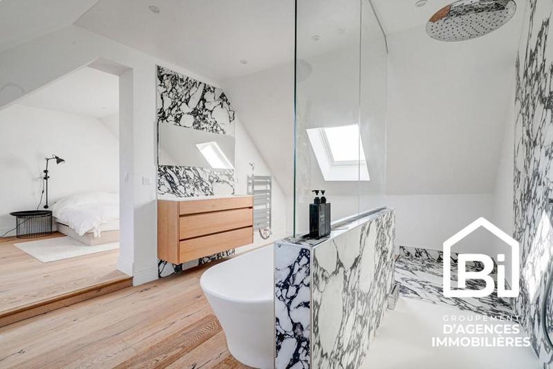 Maison en pierre - 218 m² - 5 pièces