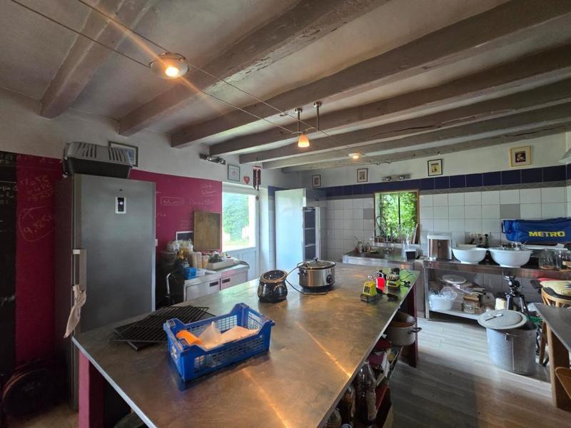 Maison - 220 m² - 5 pièces