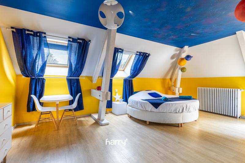 Maison - 380 m² - 13 pièces