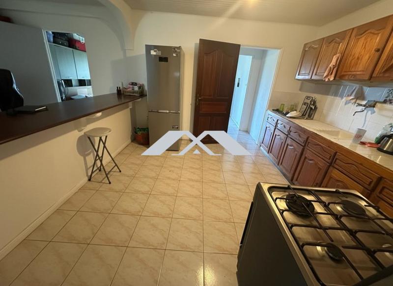 Maison ancienne - 220 m² - 12 pièces