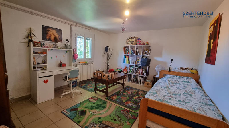 Maison - 180 m² - 7 pièces