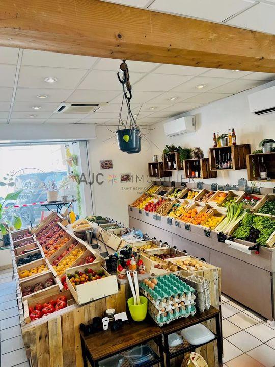 Local commercial - 42 m² - 1 pièce