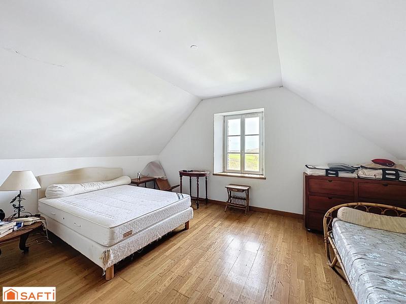 Maison - 140 m² - 4 pièces