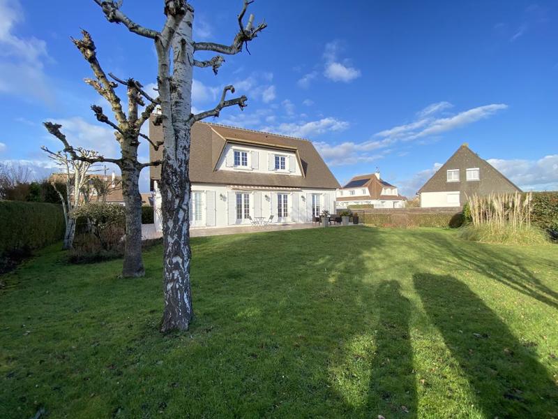 Pavillon - 170 m² - 7 pièces