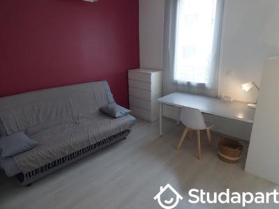 Chambre - 10 m² - 1 pièce