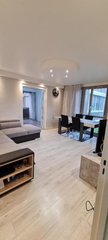 Appartement - 81 m² - 3 pièces