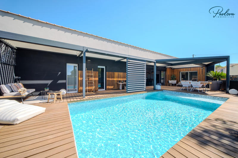 Villa - 205 m² - 6 pièces