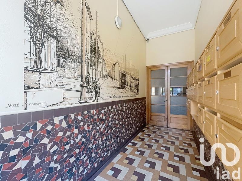 Appartement - 89 m² - 4 pièces