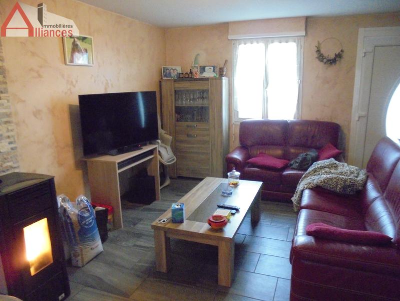 Maison - 80 m² - 5 pièces