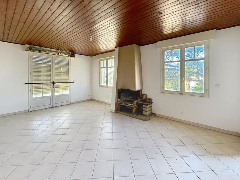 Maison - 200 m² - 4 pièces