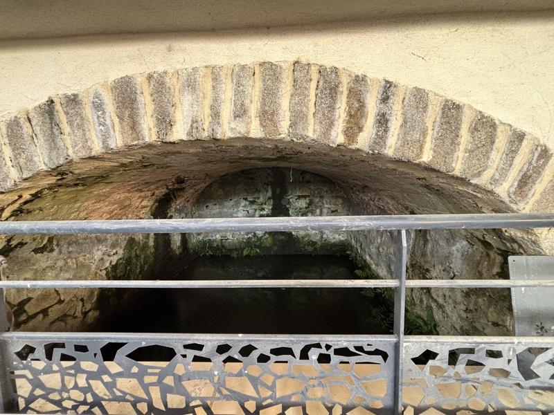 Maison ancienne - 180 m² - 9 pièces