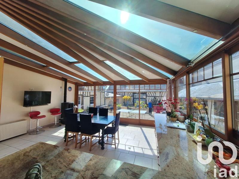 Maison - 425 m² - 12 pièces