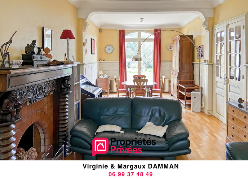 Maison - 205 m² - 10 pièces