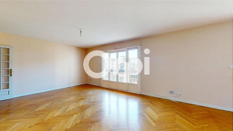 Appartement - 104 m² - 5 pièces